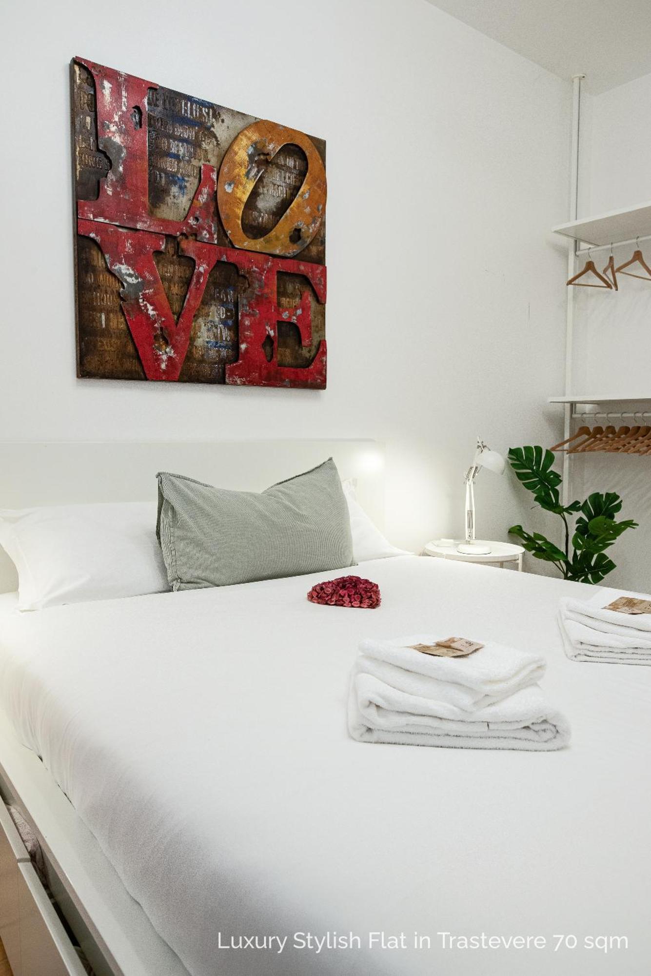 La Dolce Vita - Luxury Stylish Flats In Trastevere 70-90Sqm Róma Kültér fotó
